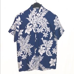 <NWOT> Blue Bali Button-Up Shirt